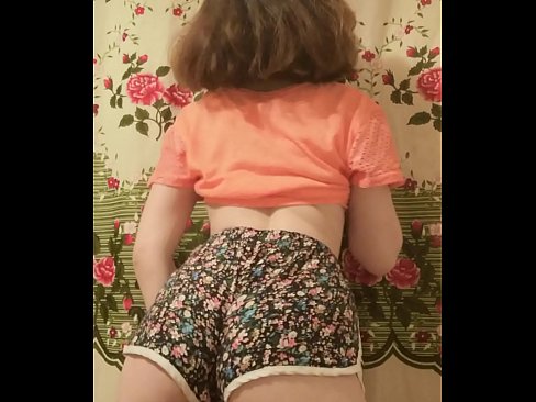 ❤️ Сексуальна молода красуня знімає шорти на камеру ️ Просто порно на uk.pornsexer.ru ❌❤